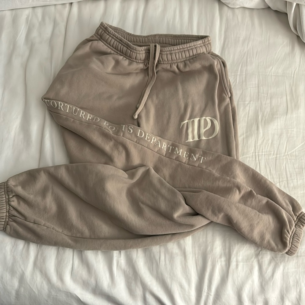 tortured poets department sweatpants size S